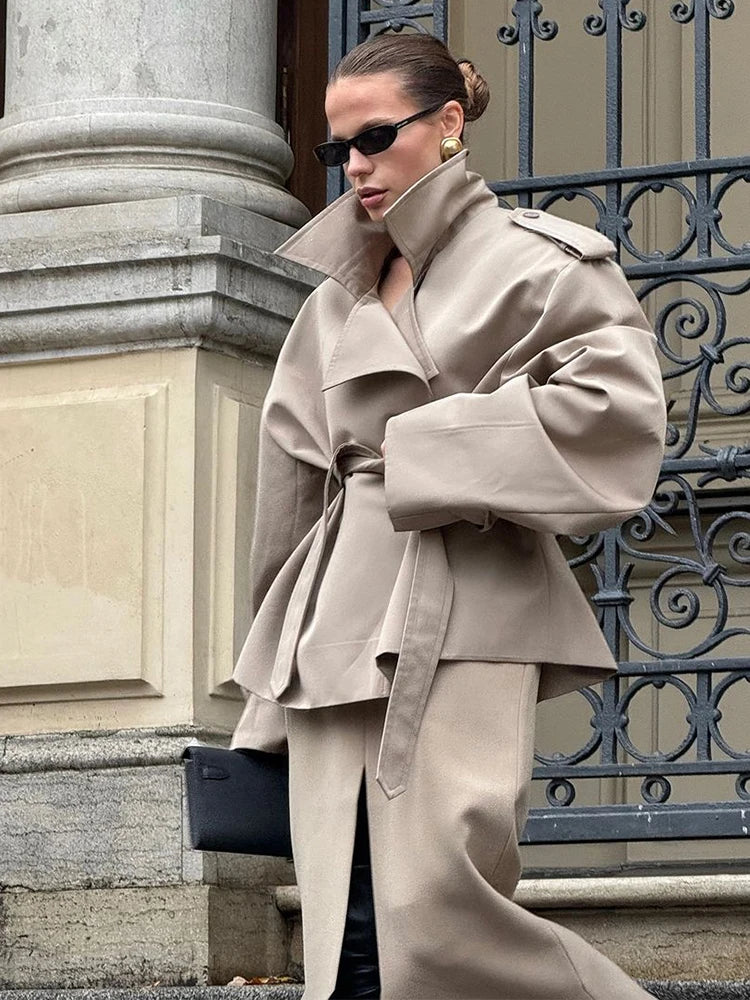 THE VELIER SIGNATURE CROPPED TRENCH
